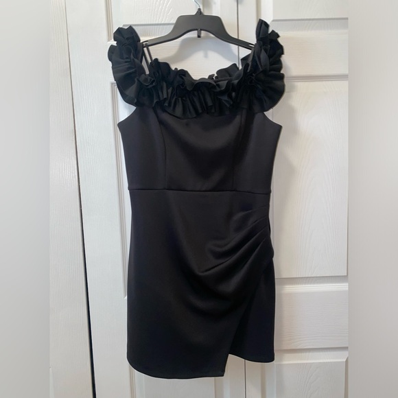 NWOT Clover And Sloane Womens Off the shoulder Sleeve Sheath Dress - Picture 4 of 6